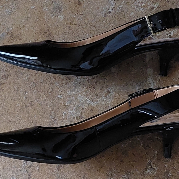 Calvin Klein black ⚫️ pumps - Picture 3 of 5